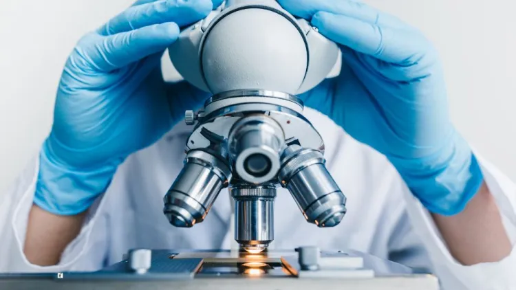 Resolving Power of Microscope Formula – Complete Guide